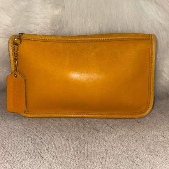 Vintage Coach Yellow Skinny Accessories Jewlery Case - Picture 1 of 14